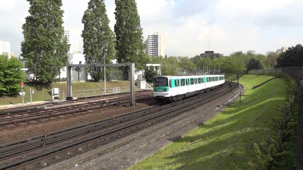 Bobigny Paris Metro Line 5 MF 67 1024x576 1
